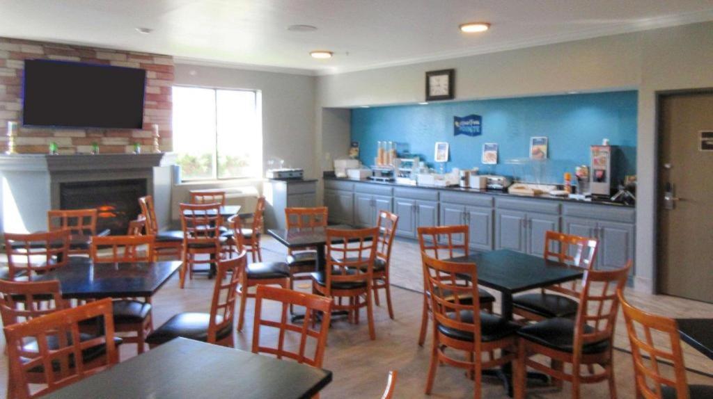 Clarion Pointe Evansville North Warrenton 外观 照片